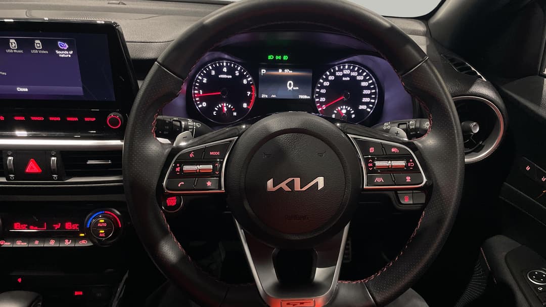 2024 Kia Cerato Gt, Automatic, 7617 km, Steering Wheel Close-up