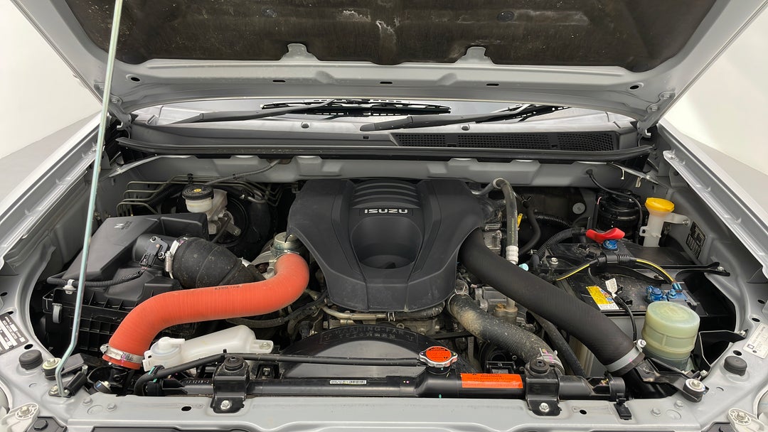 Open Bonnet (Engine)