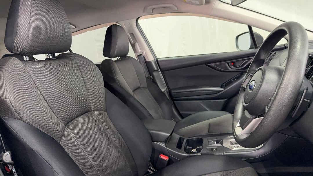 2018 Subaru Impreza 2.0i (awd), Automatic, 63367 km, Right Side Front Door Cabin View