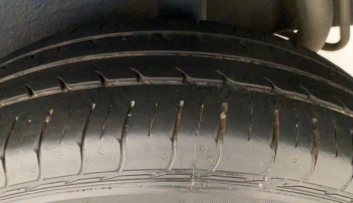 2018 Maruti Celerio ZXI AMT (O), Petrol, Automatic, 80,488 km, Left Rear Tyre Tread