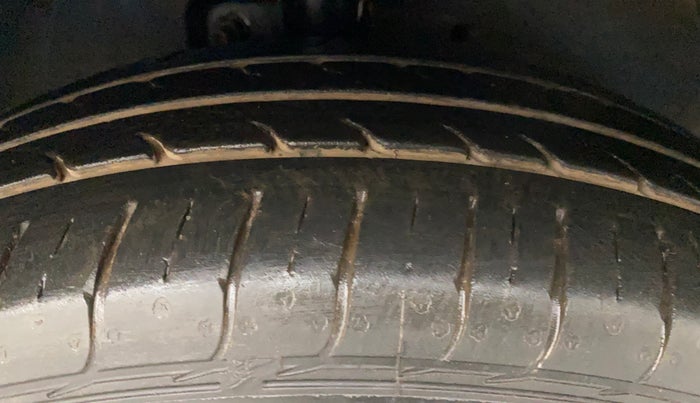 2018 Maruti Celerio ZXI AMT (O), Petrol, Automatic, 80,488 km, Right Front Tyre Tread