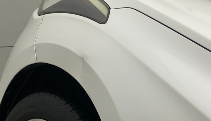 2015 Hyundai Elite i20 ASTA 1.2 (O), Petrol, Manual, 99,791 km, Left fender - Slightly dented