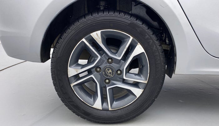 2017 Tata TIGOR XZ 1.2 REVOTRON OPT, Petrol, Manual, 65,590 km, Right Rear Wheel