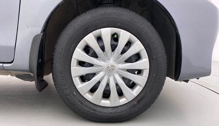 2016 Toyota Etios G, Petrol, Manual, 31,073 km, Right Front Wheel