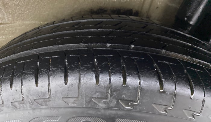 2018 Maruti IGNIS DELTA 1.2, Petrol, Manual, 13,555 km, Left Rear Tyre Tread