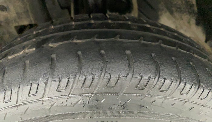 2018 Datsun Go A EPS, Petrol, Manual, 35,600 km, Left Front Tyre Tread