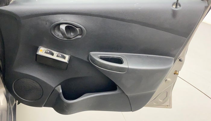 2018 Datsun Go A EPS, Petrol, Manual, 35,600 km, Driver Side Door Panels Control
