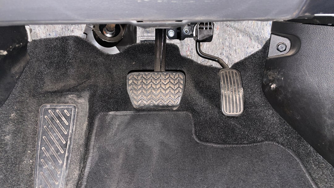 2023 Toyota Corolla Ascent Sport Hybrid, Automatic, 48738 km, Pedals and Footmat