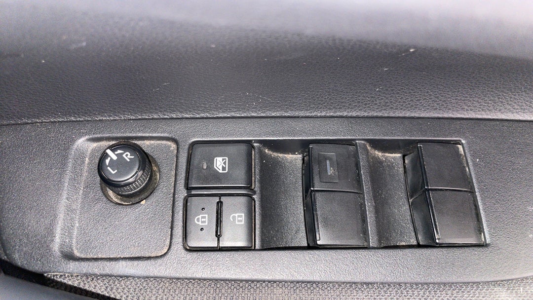 2023 Toyota Corolla Ascent Sport Hybrid, Automatic, 48738 km, Drivers Side Door Panel Controls