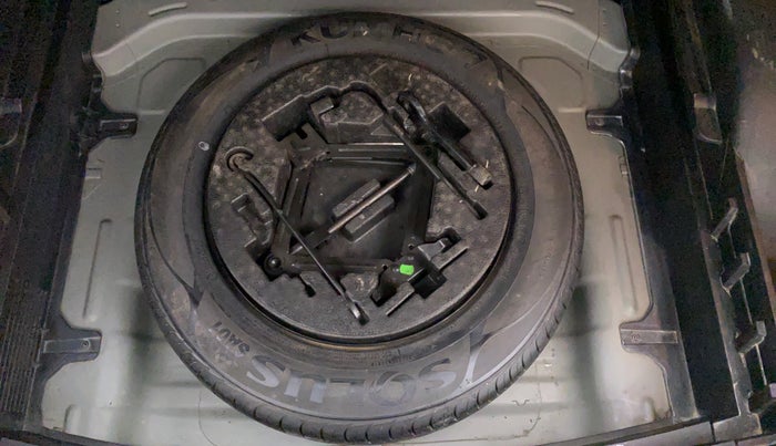 2016 Hyundai Creta 1.6 SX CRDI, Diesel, Manual, Spare Tyre