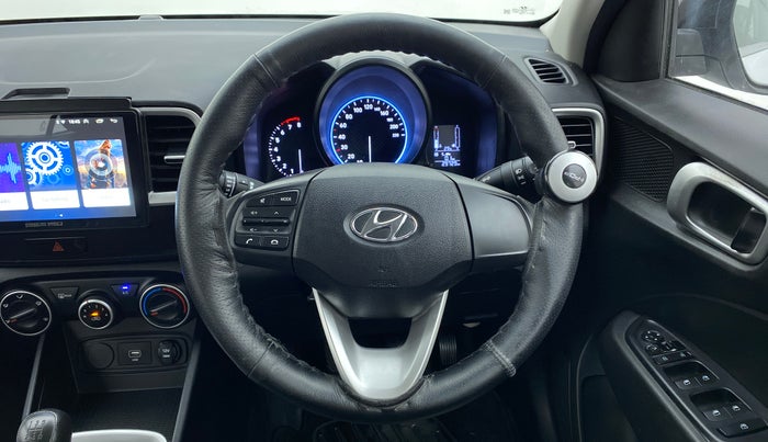 2021 Hyundai VENUE S MT 1.2 KAPPA, Petrol, Manual, 29,818 km, Steering Wheel Close Up