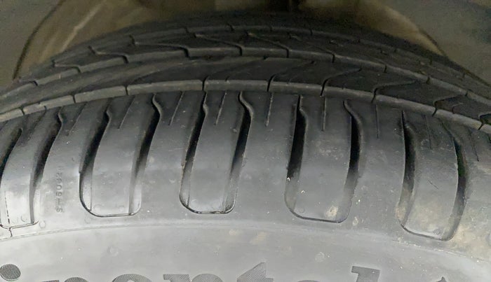 2020 MG HECTOR SMART 2.0 DIESEL, Diesel, Manual, 50,948 km, Right Front Tyre Tread