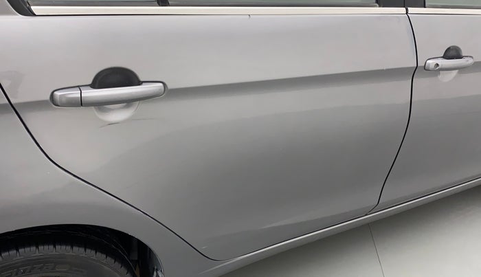 2018 Maruti Ciaz DELTA 1.4 MT PETROL, Petrol, Manual, 70,248 km, Right rear door - Minor scratches