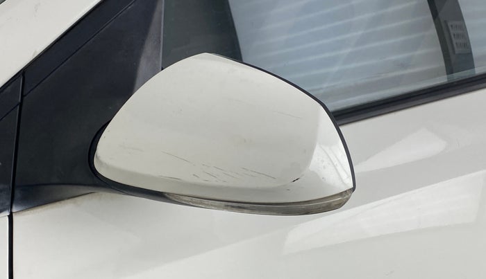 2015 Hyundai Grand i10 SPORTZ 1.2 KAPPA VTVT, Petrol, Manual, 23,308 km, Left rear-view mirror - Minor scratches