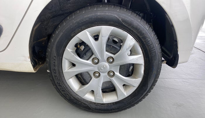 2015 Hyundai Grand i10 SPORTZ 1.2 KAPPA VTVT, Petrol, Manual, 23,308 km, Left Rear Wheel