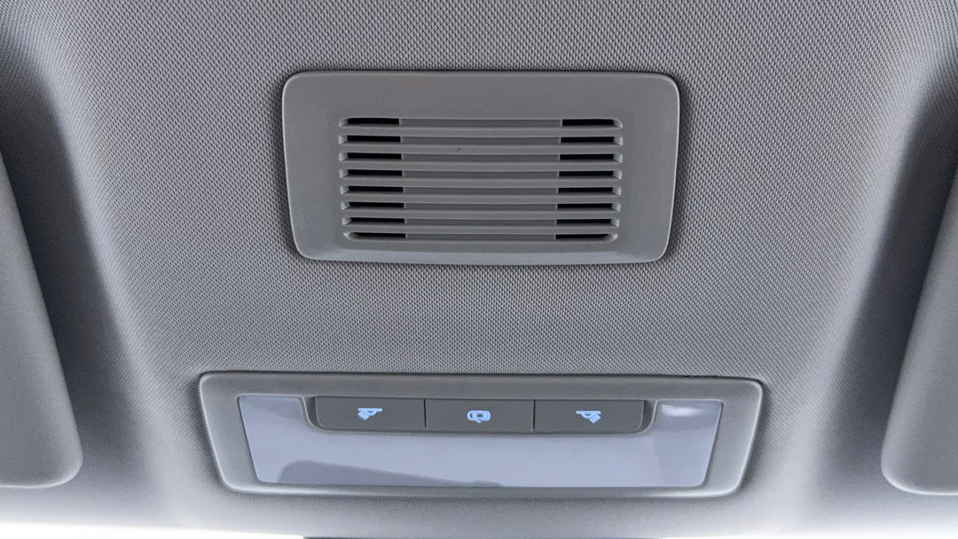 On-Roof Controls/Sunglass holder