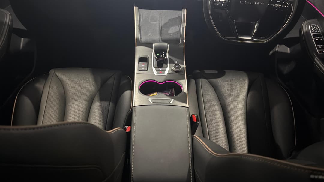 2023 Chery Omoda 5 Bx (basic Version), Automatic, 27715 km, Center Console