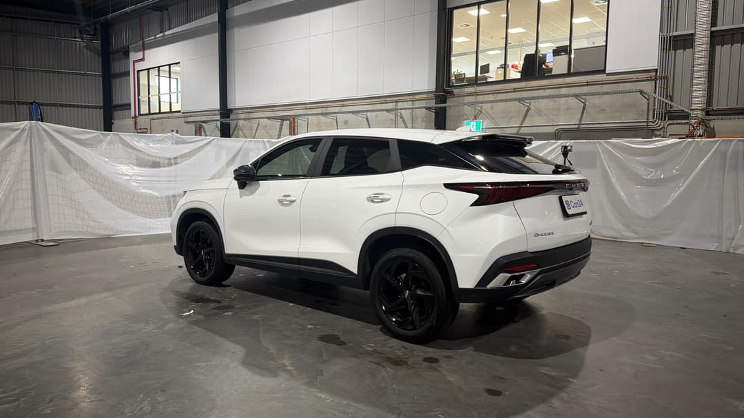2023 Chery Omoda 5 Bx (basic Version), Automatic, 27715 km, Left Back Diagonal (45- Degree) View
