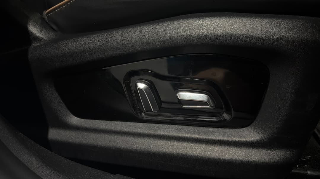 2023 Chery Omoda 5 Bx (basic Version), Automatic, 27715 km, Drivers Side Adjustment Panel