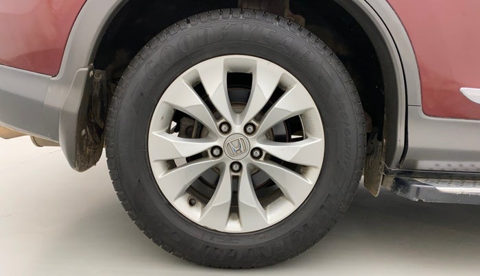 2013 Honda CRV 2.4L 4WD AVN AT, Petrol, Automatic, 1,13,035 km, Right Rear Wheel