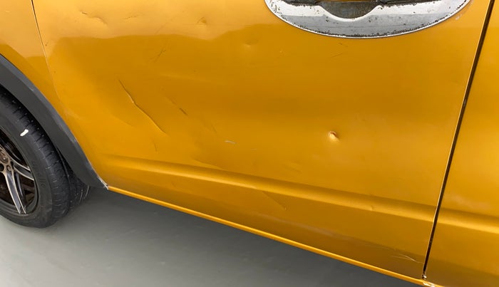 2019 Renault TRIBER RXE MT PETROL, Petrol, Manual, 12,758 km, Front passenger door - Slightly dented