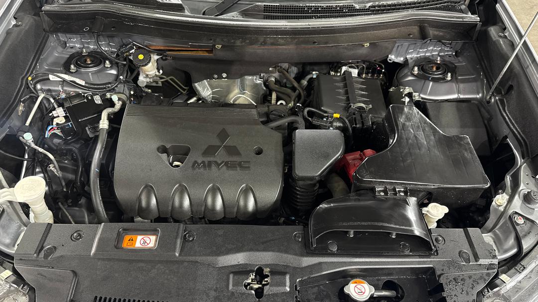 2017 Mitsubishi Outlander Ls (4x2), Automatic, 96690 km, Open Bonnet (Engine)