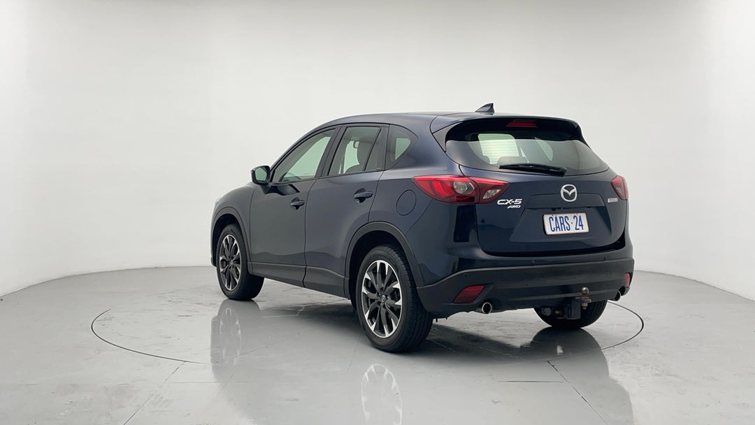 Left Back Diagonal (45- Degree) View