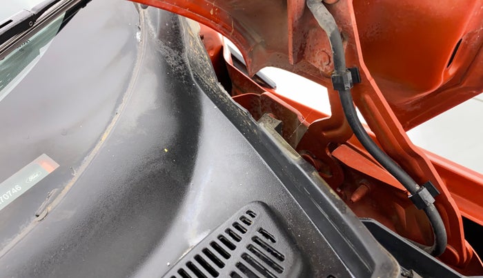 2016 Ford Ecosport 1.5AMBIENTE TI VCT, Petrol, Manual, 63,068 km, Bonnet (hood) - Cowl vent panel has minor damage