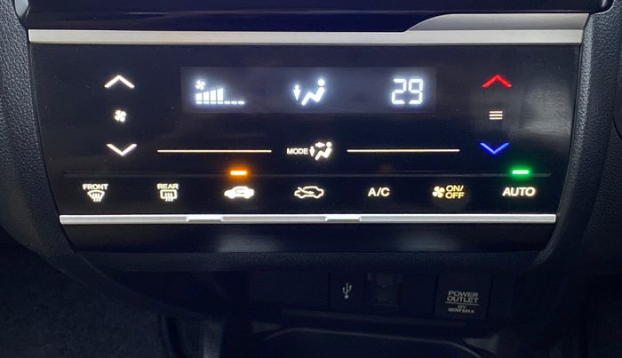 2018 Honda Jazz 1.2L I-VTEC V, Petrol, Manual, 25,438 km, Automatic Climate Control