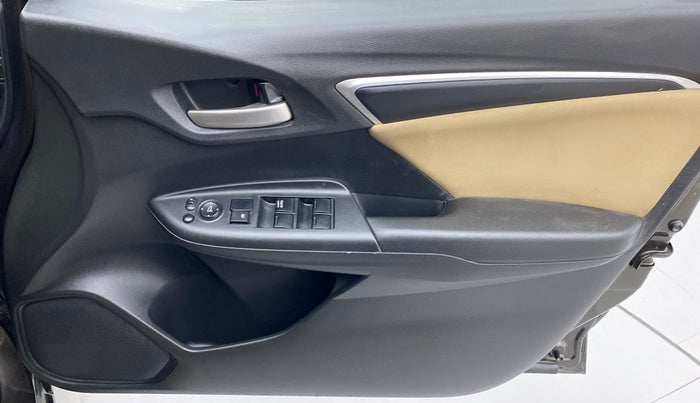 2018 Honda Jazz 1.2L I-VTEC V, Petrol, Manual, 25,438 km, Driver Side Door Panels Control