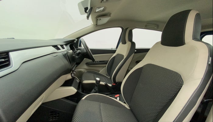 2019 Renault TRIBER RXZ, Petrol, Manual, 52,155 km, Right Side Front Door Cabin