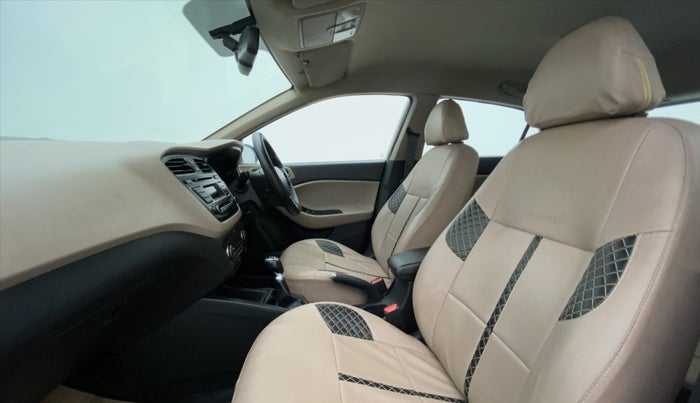 2015 Hyundai Elite i20 SPORTZ 1.2, Petrol, Manual, 69,055 km, Right Side Front Door Cabin