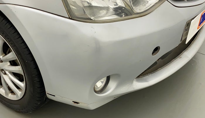 2011 Toyota Etios Liva VX, Petrol, Manual, 35,131 km, Front bumper - Minor scratches