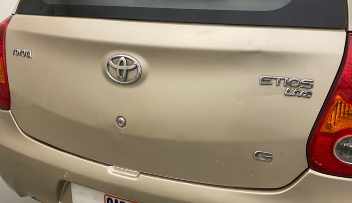 2011 Toyota Etios Liva G, Petrol, Manual, 51,539 km, Dicky (Boot door) - Minor scratches