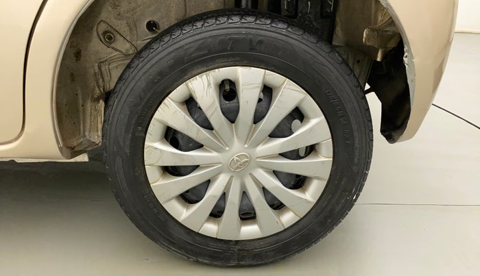 2011 Toyota Etios Liva G, Petrol, Manual, 51,539 km, Left Rear Wheel
