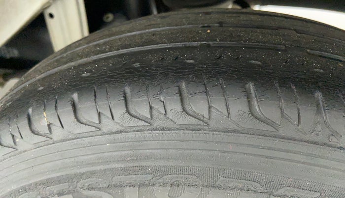 2018 Maruti Alto K10 LXI P, Petrol, Manual, 9,888 km, Left Rear Tyre Tread