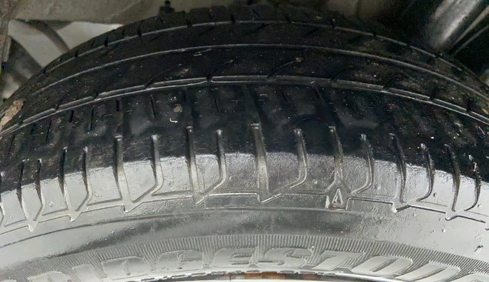 2017 Hyundai Elite i20 ASTA 1.2, Petrol, Manual, 29,770 km, Left Rear Tyre Tread