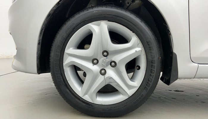 2017 Hyundai Elite i20 ASTA 1.2, Petrol, Manual, 29,770 km, Left Front Wheel