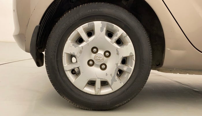 2014 Hyundai i20 MAGNA (O) 1.2, Petrol, Manual, 1,03,008 km, Right Rear Wheel