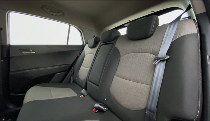 2017 Hyundai Creta 1.6 CRDI SX PLUS AUTO, Diesel, Automatic, 80,702 km, Right Side Rear Door Cabin