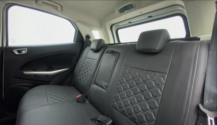 2018 Ford Ecosport 1.5TITANIUM TDCI, Diesel, Manual, 1,00,775 km, Right Side Rear Door Cabin