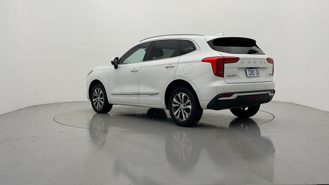 Left Back Diagonal (45- Degree) View