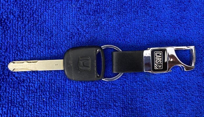 2015 Honda Amaze 1.2 SMT I VTEC, CNG, Manual, 96,586 km, Key Close Up