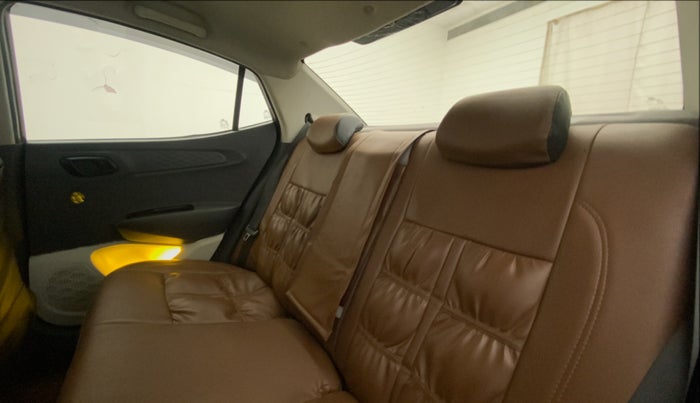 2020 Hyundai AURA S 1.2 CNG, CNG, Manual, 53,586 km, Right Side Rear Door Cabin