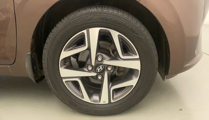 2020 Hyundai AURA S 1.2 CNG, CNG, Manual, 53,586 km, Right Front Wheel