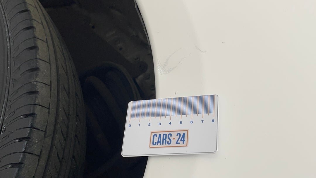 Quarter Panel Front LHS Guard Dent