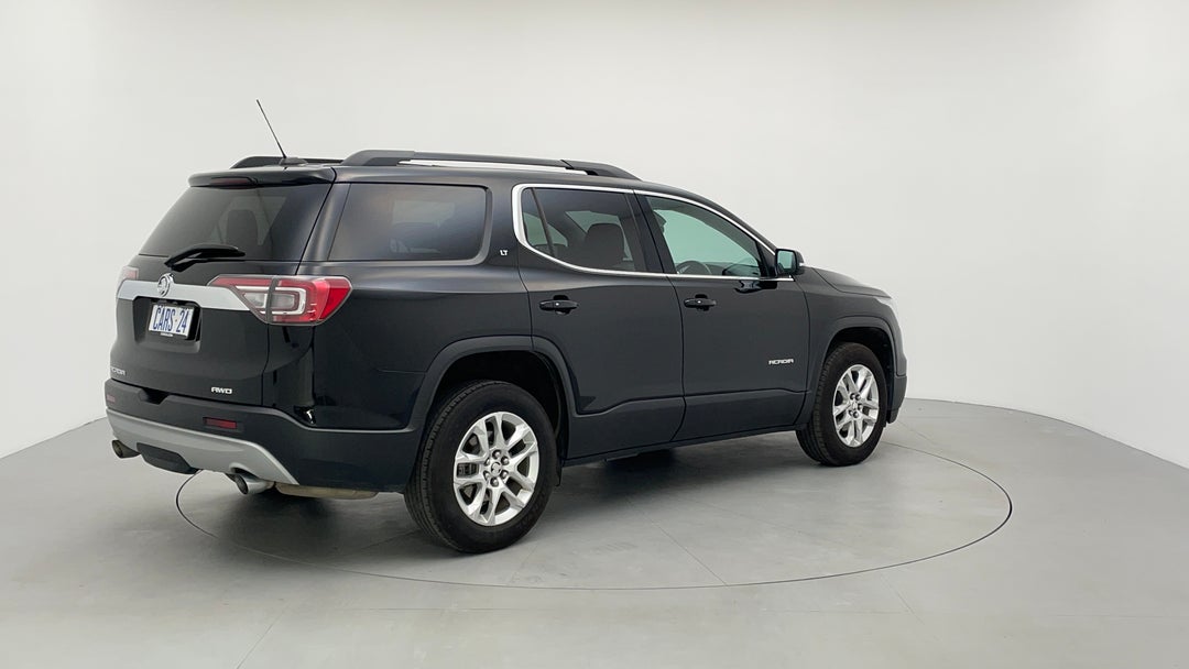 Right Back Diagonal (45- Degree) View