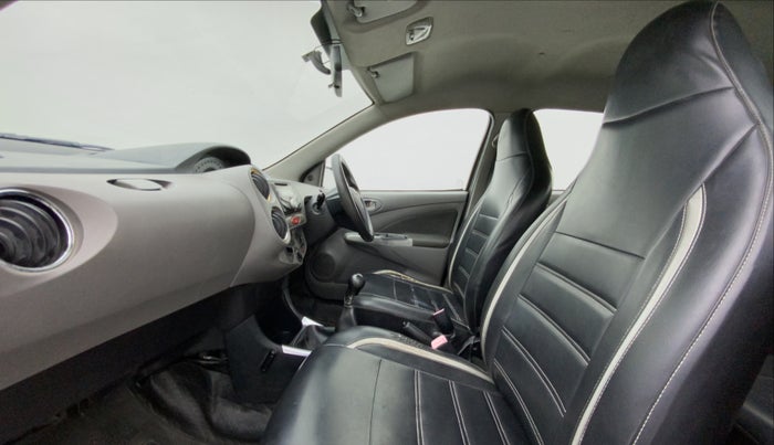 2011 Toyota Etios V, Petrol, Manual, 71,830 km, Right Side Front Door Cabin