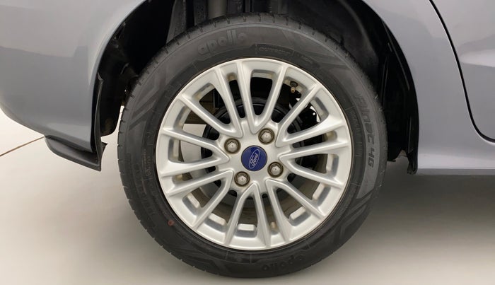 2018 Ford Figo Aspire 1.2 TITANIUM PETROL, Petrol, Manual, 33,914 km, Right Rear Wheel