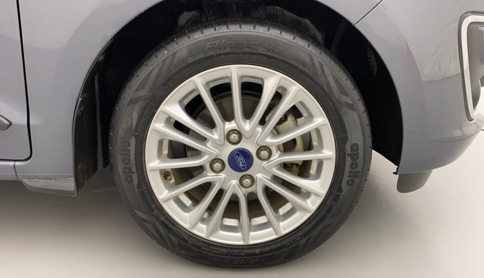 2018 Ford Figo Aspire 1.2 TITANIUM PETROL, Petrol, Manual, 33,914 km, Right Front Wheel